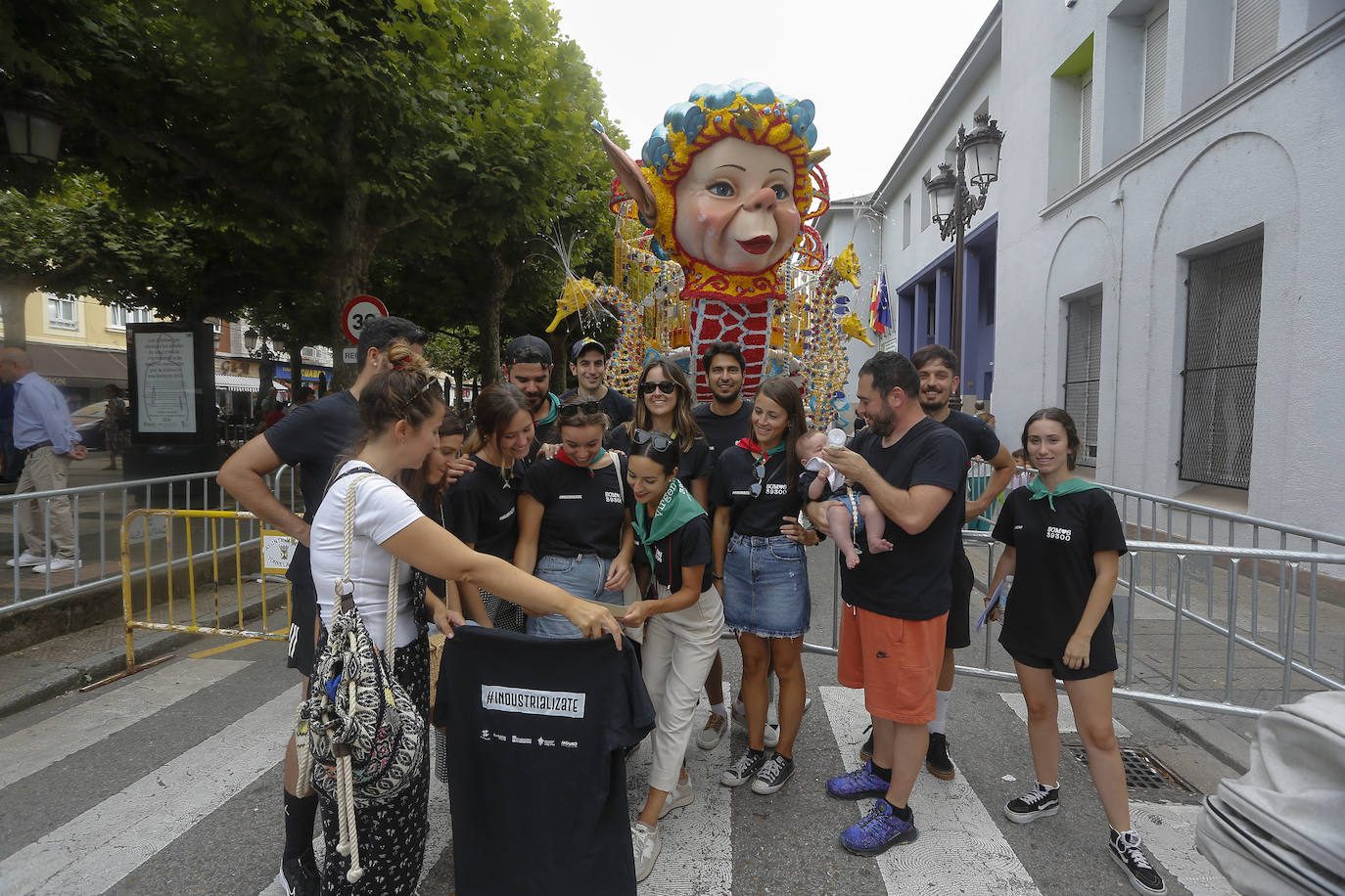 Fotos: Las carrozas de la Gala Floral, en imágenes