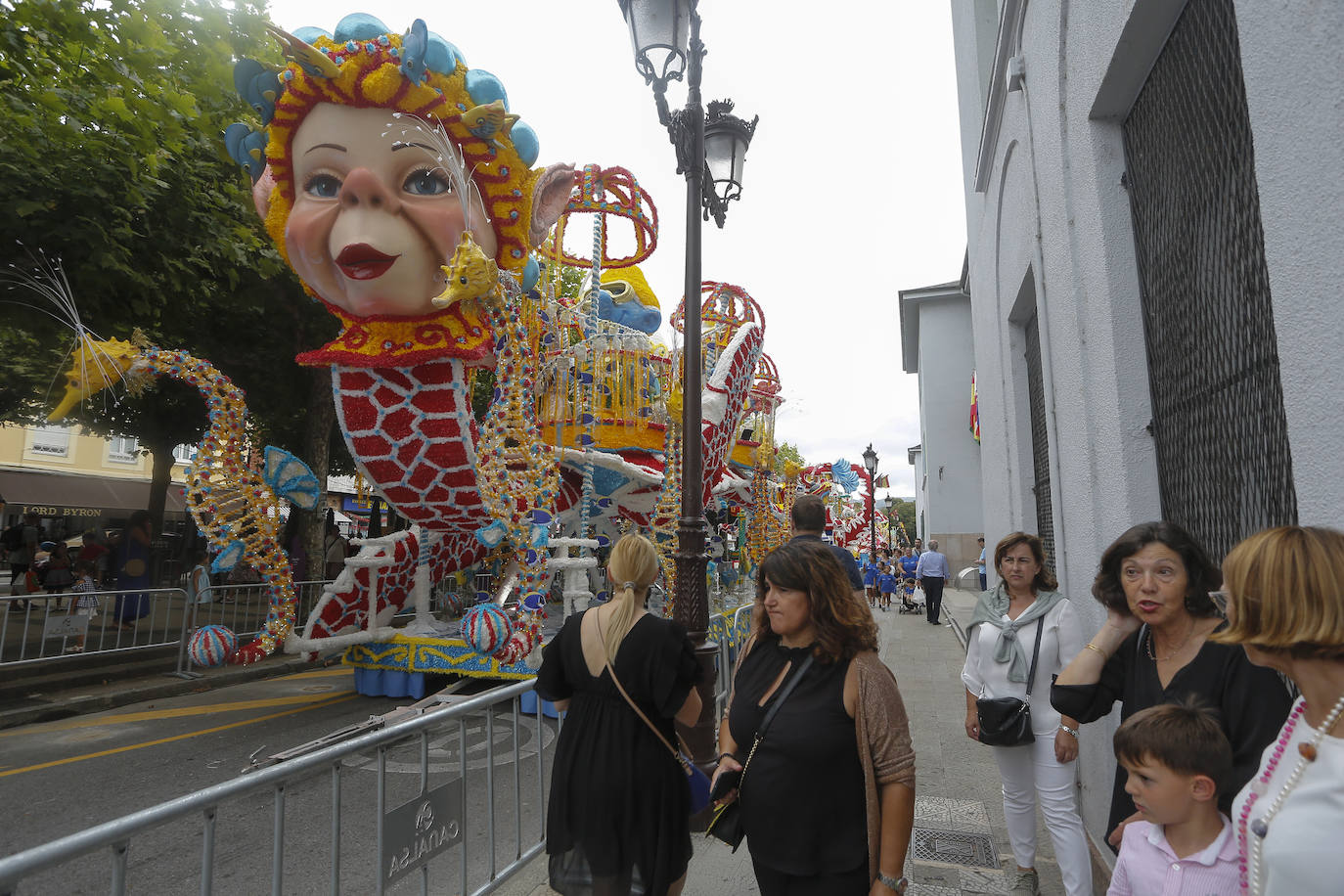 Fotos: Las carrozas de la Gala Floral, en imágenes