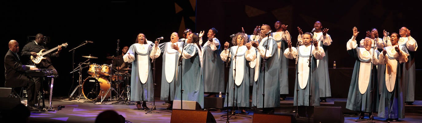 GOSPEL. Jueves 22 de diciembre, Sala Argenta, 19.30 horas, Gospel Amazing Grace 50th. A Gospel Celebration to Aretha Franklin. The Black Heritage Choir. Precios: A y B 30 euros; C 28 euros; D1 25, D2 23 y 14 euros; PMR B 30 euros y PMR C 28.