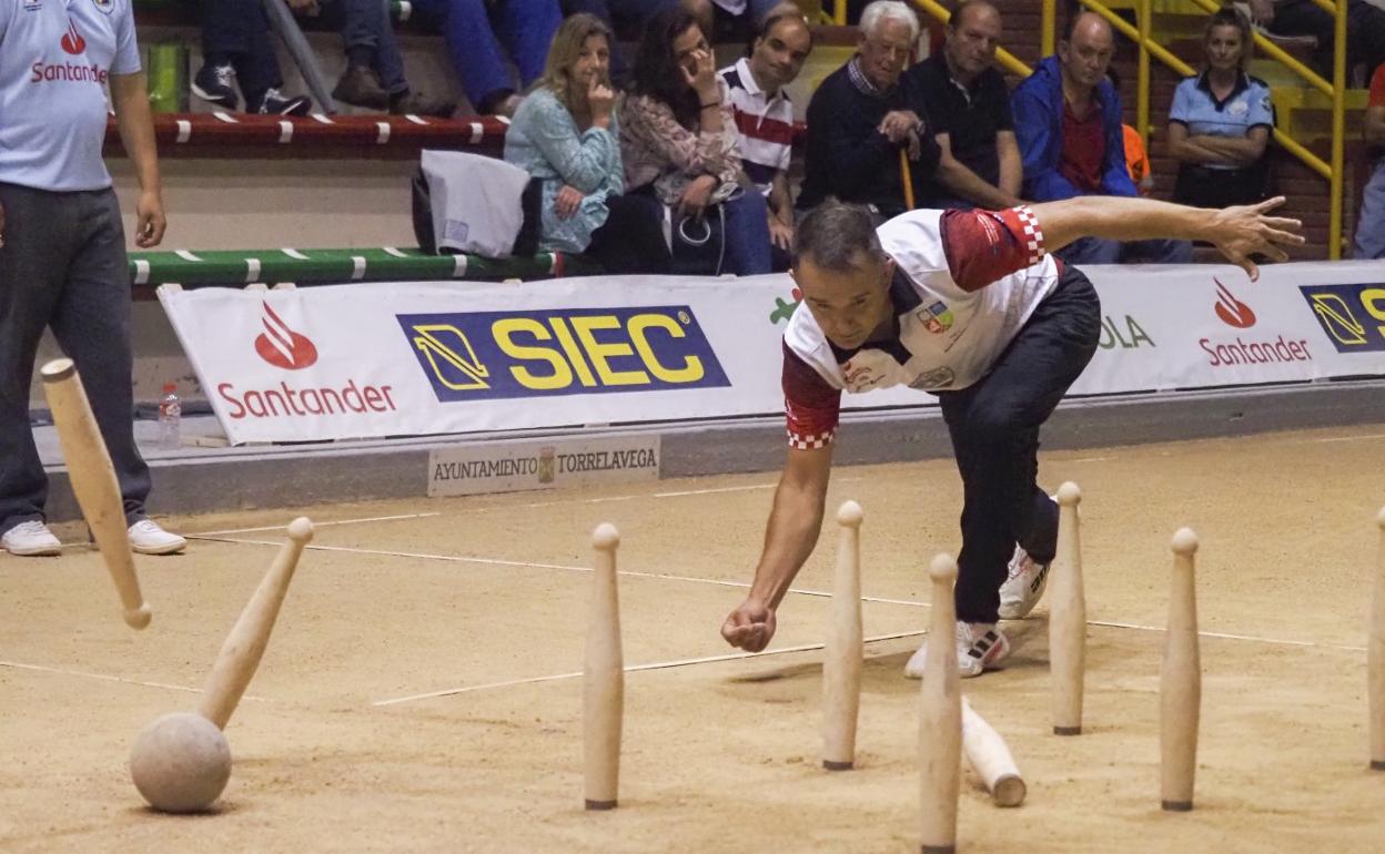 Óscar González cayó eliminado del Campeonato de España tras un mal comienzo y no estará hoy en los octavos de final. 