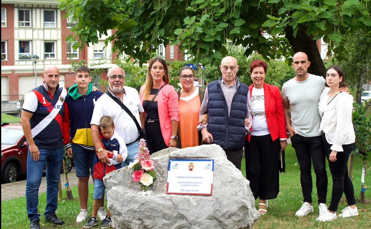 Astillero rinde homenaje a la enfermera Pilar Río y pone su nombre a un parque infantil