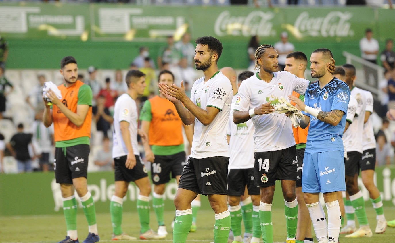 Fotos: El Racing sigue sin ganar en Segunda