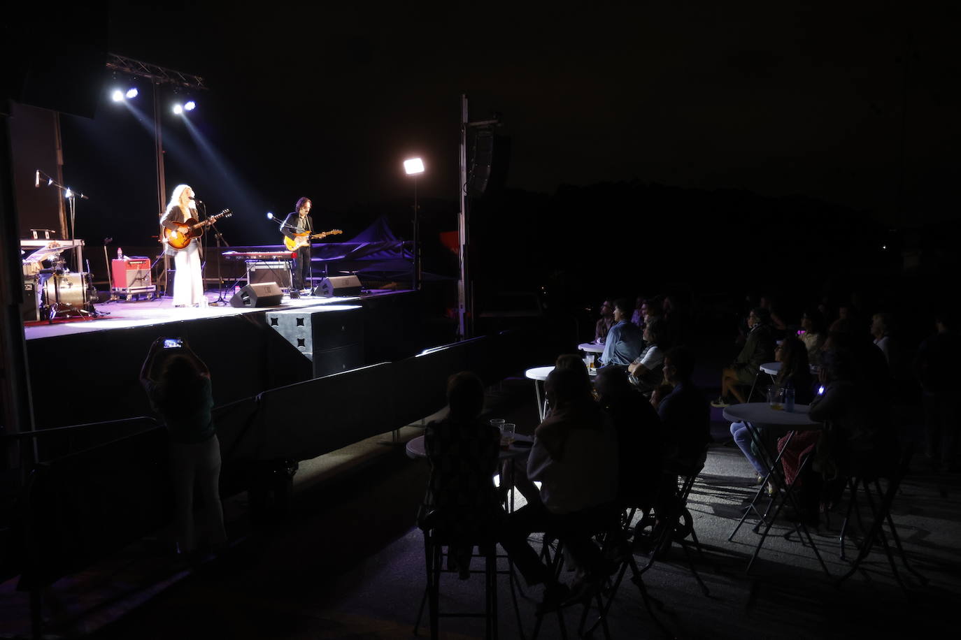 Fotos: Imágenes del concierto de Christina Rosenvinge en el Faro de Cabo Mayor