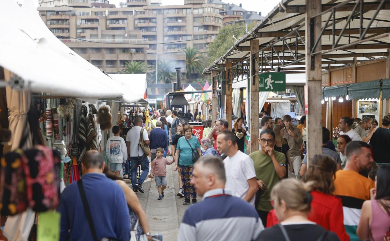 De los mariachis a Baute: la Feria de las Naciones dice adiós