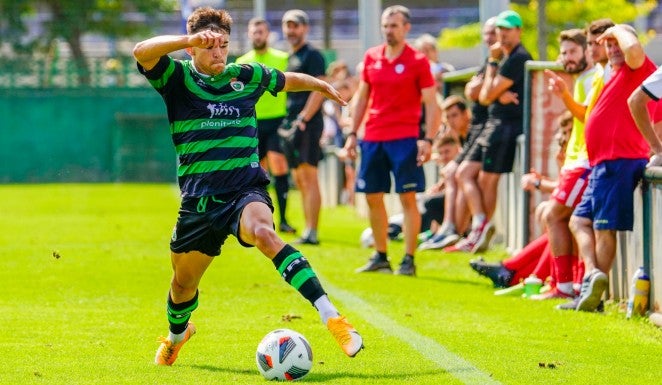 El Rayo Cantabria recibe a la Unión Popular de Langreo el domingo a mediodía