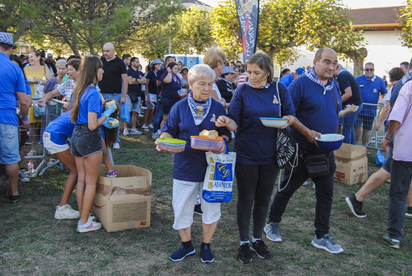 Fotos: Gran Marmitada en la Campa del Glacis de Santoña