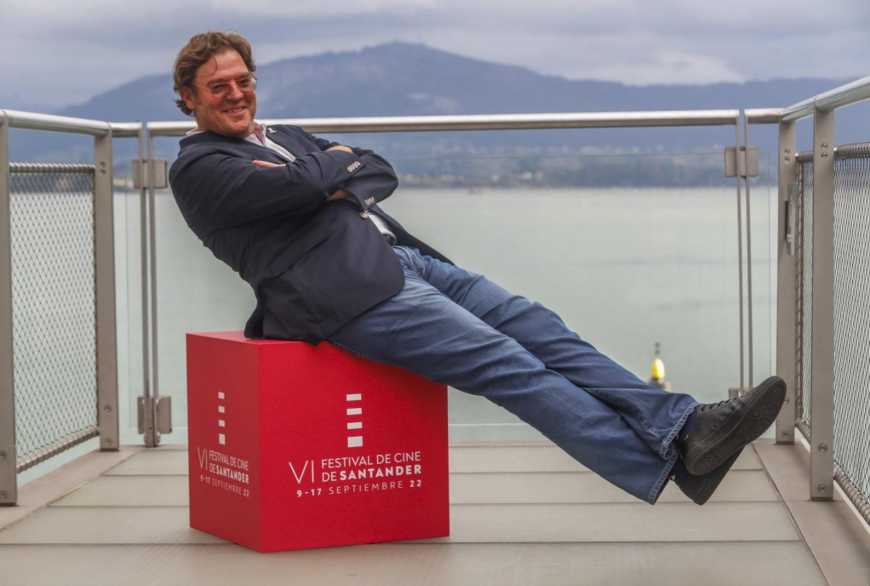 Álvaro Longaria, director del Festival Internacional de Cine de Santander, en el Centro Botín, sede principal del certamen. 