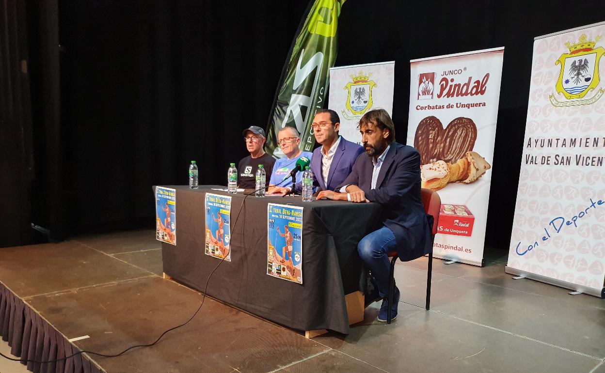 La presentación del evento tuvo lugar en el Auditorio Bajo Deva de Unquera. 