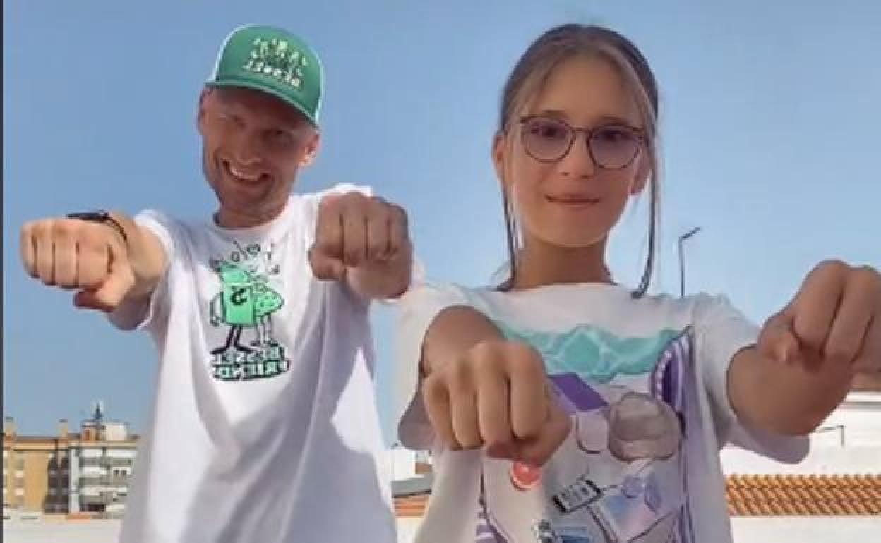 Aleksander y Arina Chentsov. / TIKTOK