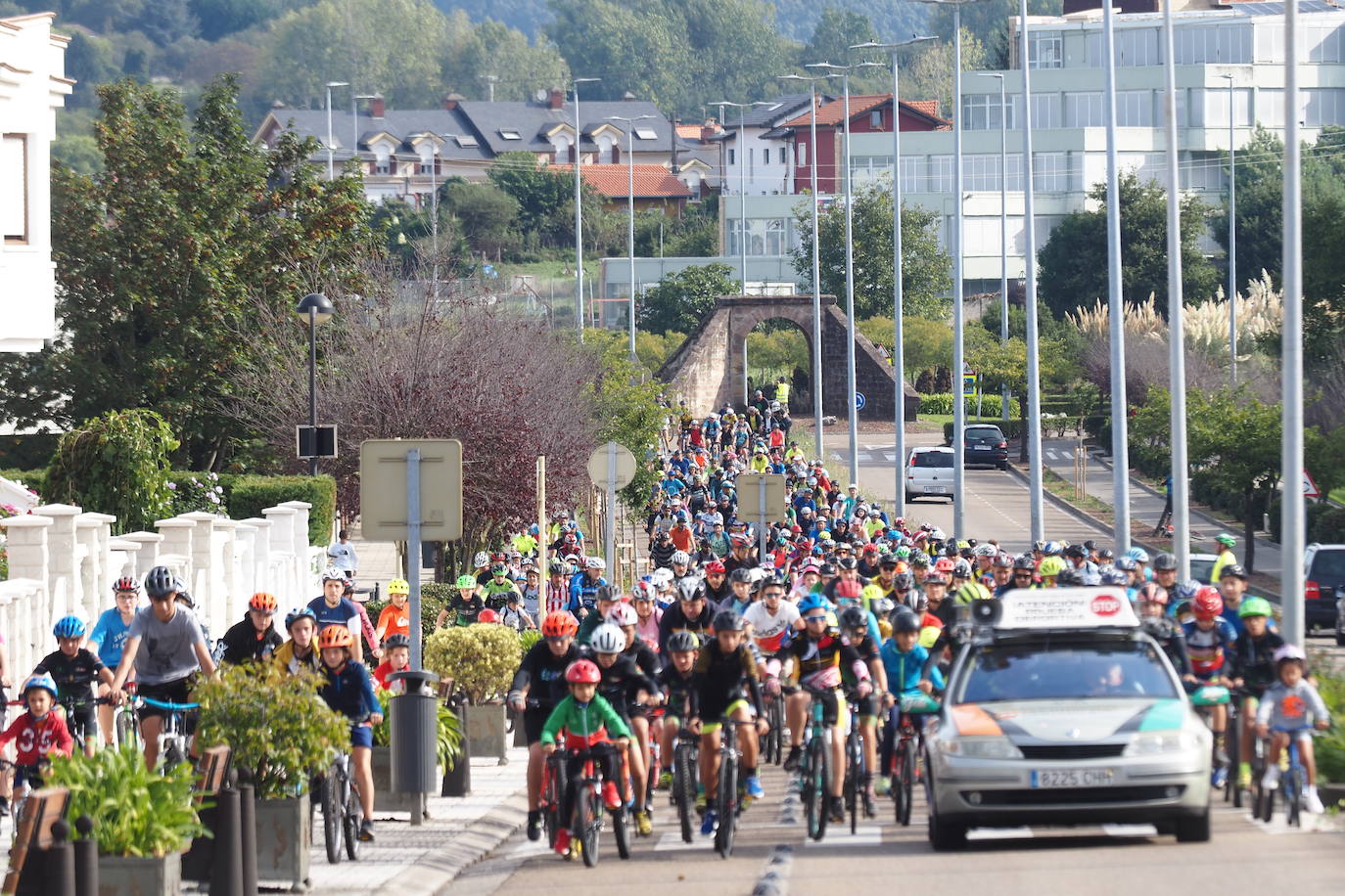 Fotos: Torrelavega, sobre dos ruedas