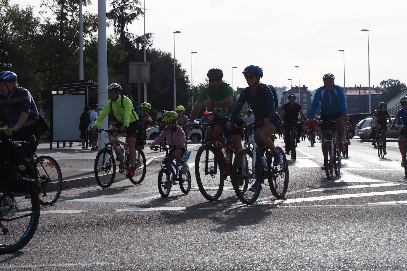 Fotos: Torrelavega, sobre dos ruedas