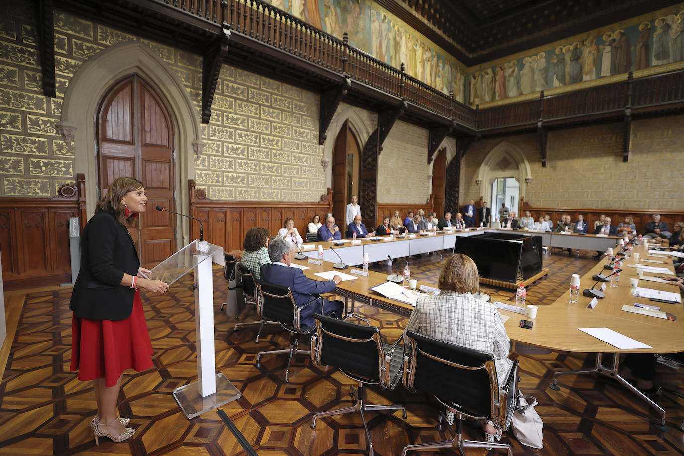 Fotos: Los representantes de las Casas de Cantabria en España y el extranjero, reunidos en Comillas