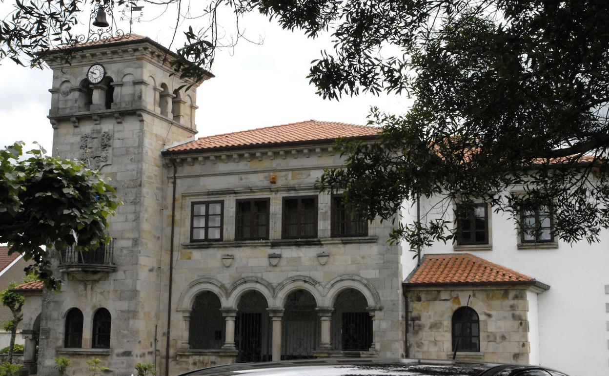 Ayuntamiento de Santa María de Cayón. 