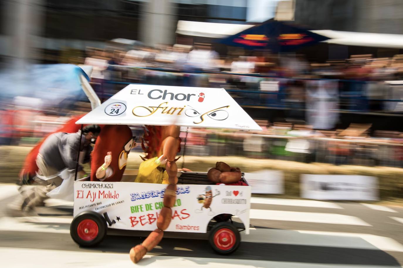 Fotos: Así son las carrera de Autos Locos de Red Bull