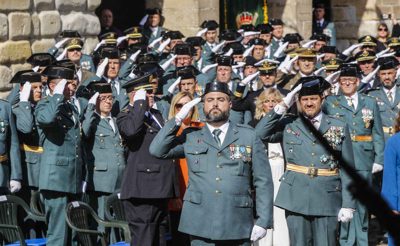 Fotos: Imágenes del acto de la Guardia Civil en Santillana del Mar