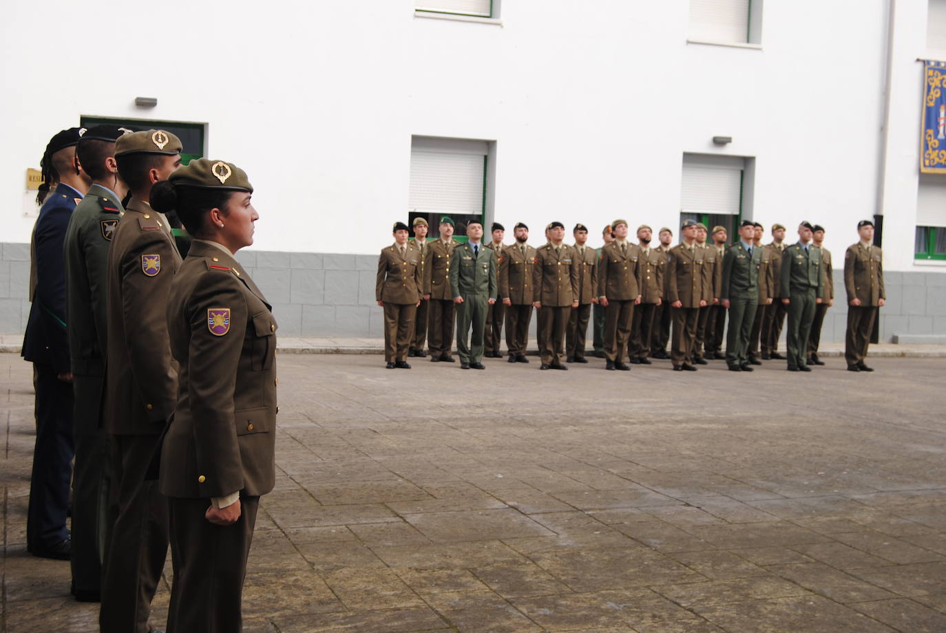 Fotos: La Residencia Militar de Santoña ha abierto este viernes sus puertas a los jóvenes militares