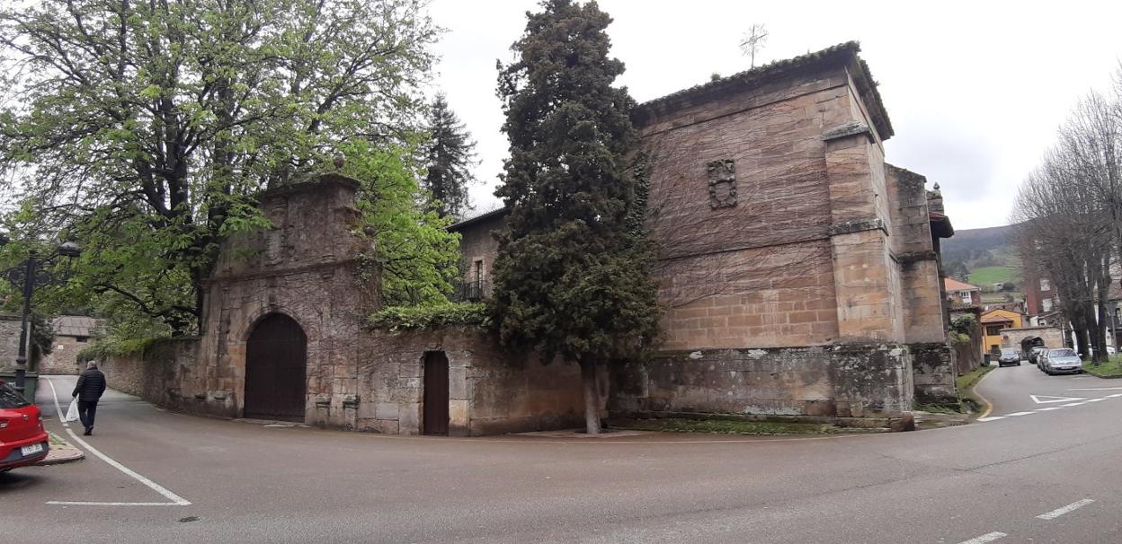 Palacio de los Condes de Mansilla, uno de los edificios protegidos en el casco histórico de Los Corrales. 