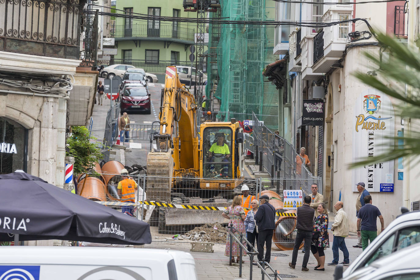 Fotos: Comienzan las obras de las rampas mecánicas entre Jesús de Monasterio y Juan XXIII