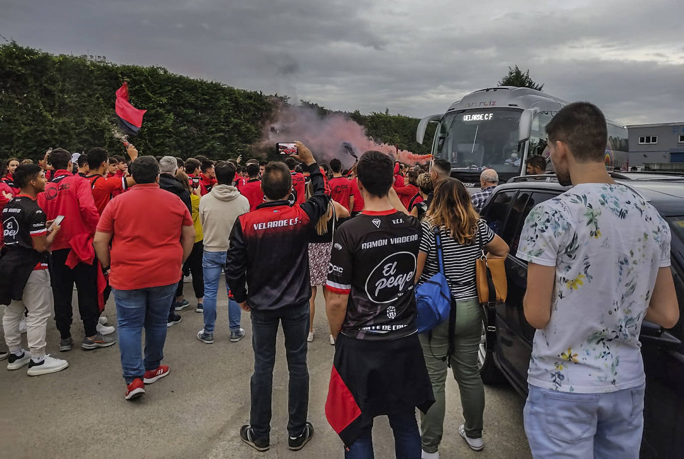 Fotos: El Velarde espera a un Primera