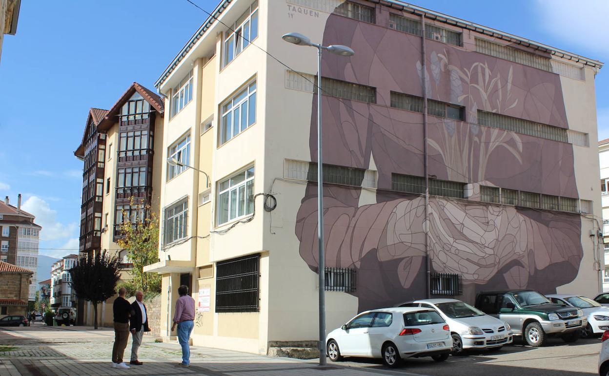 El Ayuntamiento mejora la eficiencia energética de su edificio de la calle Concha Espina. 