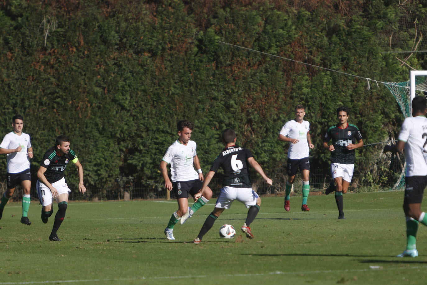 Fotos: La Gimnástica se impone al Rayo Cantabria