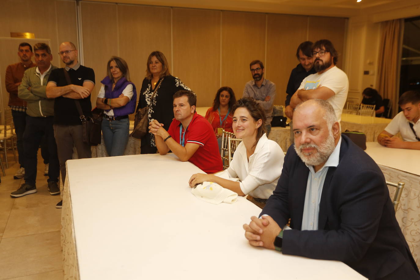 La Asociación de Sumilleres premia el Yenda albariño godello, de la bodega Sel D'Aiz, en la categoría de blanco joven; el Palacio de Treto de Pago Casa del Blanco, en el apartado de blanco con crianza en madera; y el vino tinto El Misterio, de Picos Cabariezo 