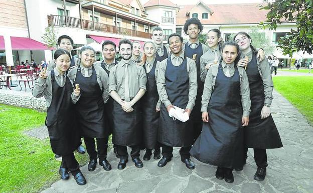 Alumnos del IESPeñacastillo que participaron en el evento. 