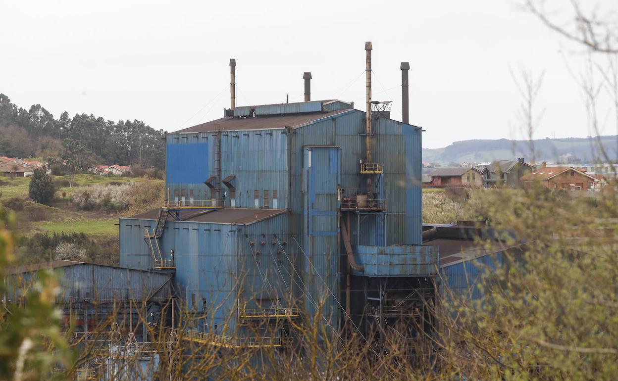 Recinto de Ferroatlántica en Boo de Guarnizo, en marzo durante una de las paradas por el precio de la luz