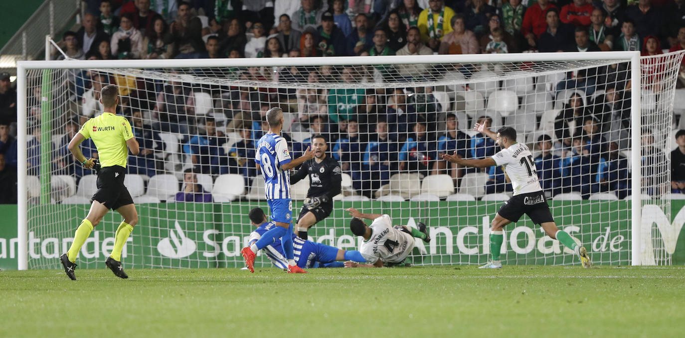 Fotos: El Racing-Alavés, en imágenes