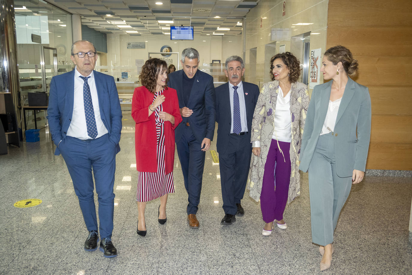 Javier López Marcano, Ana Belen Álvarez, Pablo Zuloaga, Miguel Ángel Revilla, María Jesús Montero y Ainoa Quiñones