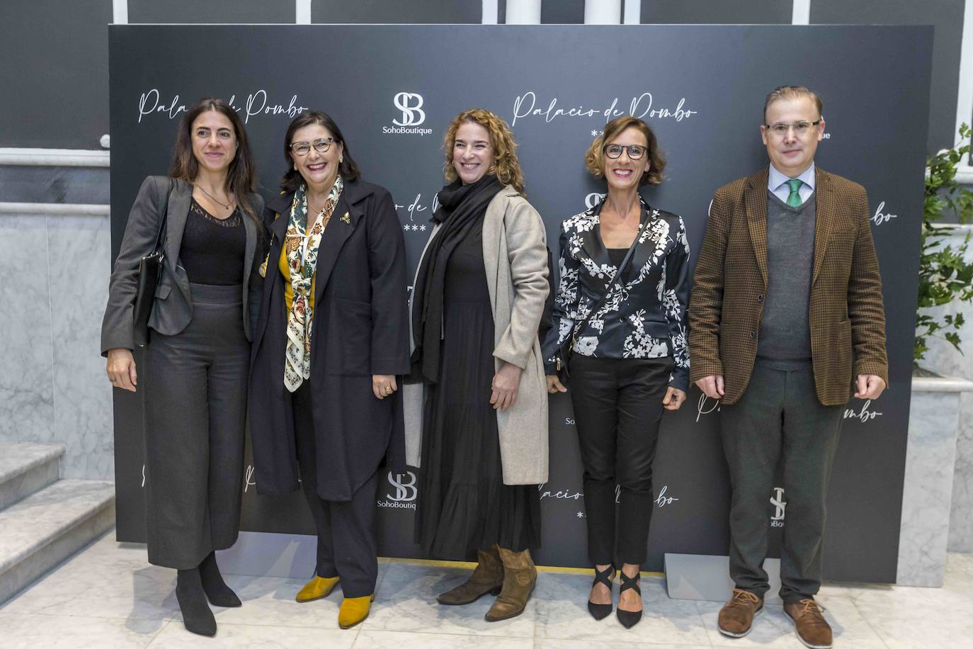 Edurne Vidal, Cristina Torre, Sira Trueba, Isabel Córdoba y Pedro Solana