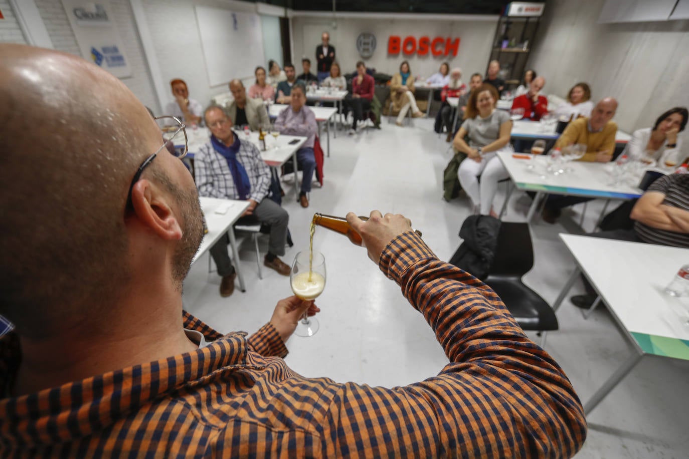 Fotos: La cata de cervezas artesanas de Las Carolinas, en imágenes