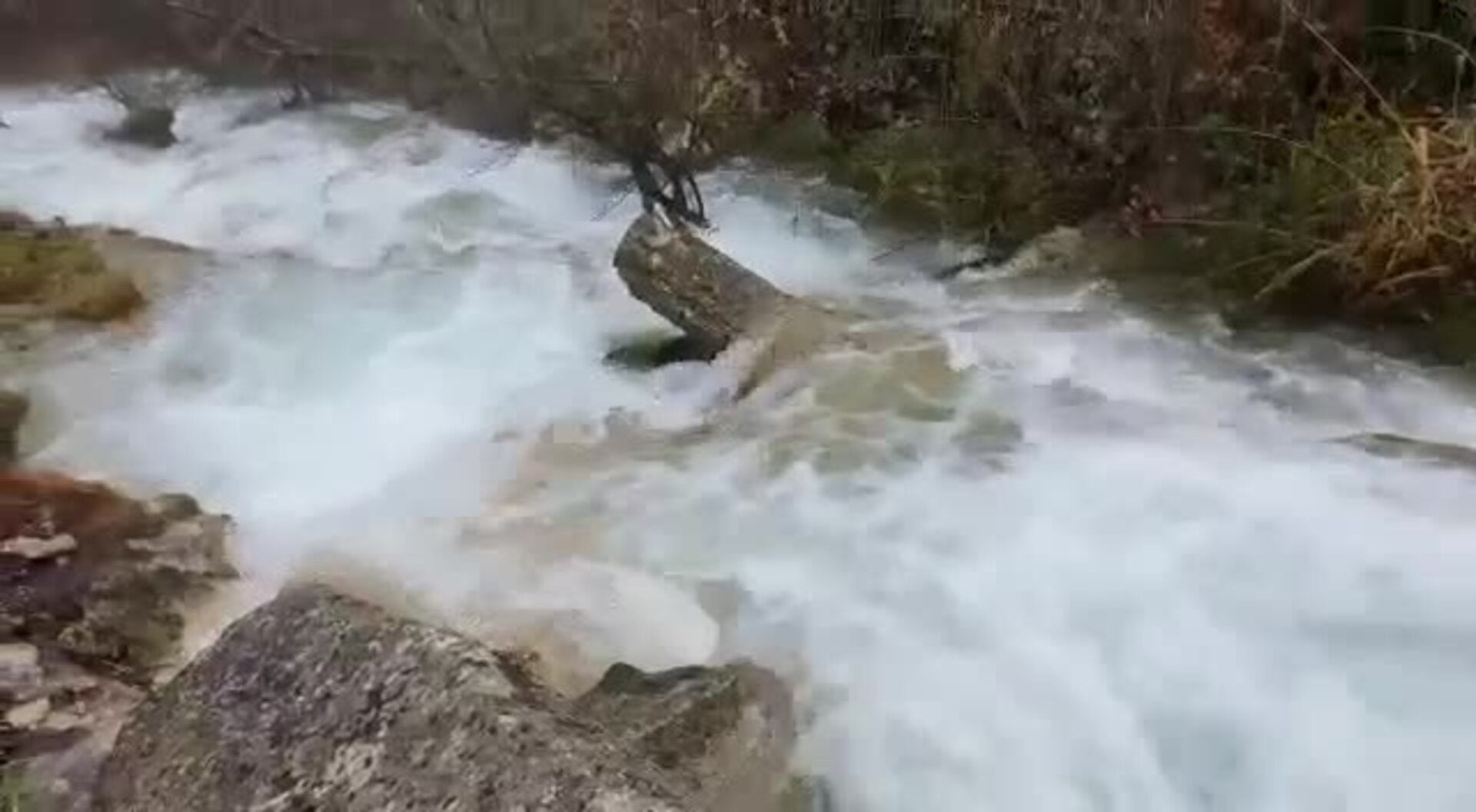 La cascada del Tobazo, en Valderredible