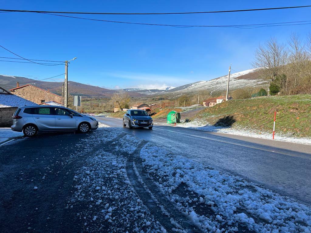 Fotos: Imágenes de nieve en el Sur de Cantabria: Valderredible y Valdeolea