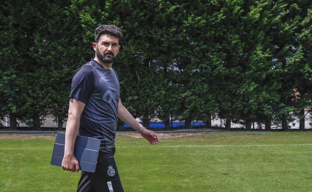 Guillermo Fernández Romo, entrenador del Racing.