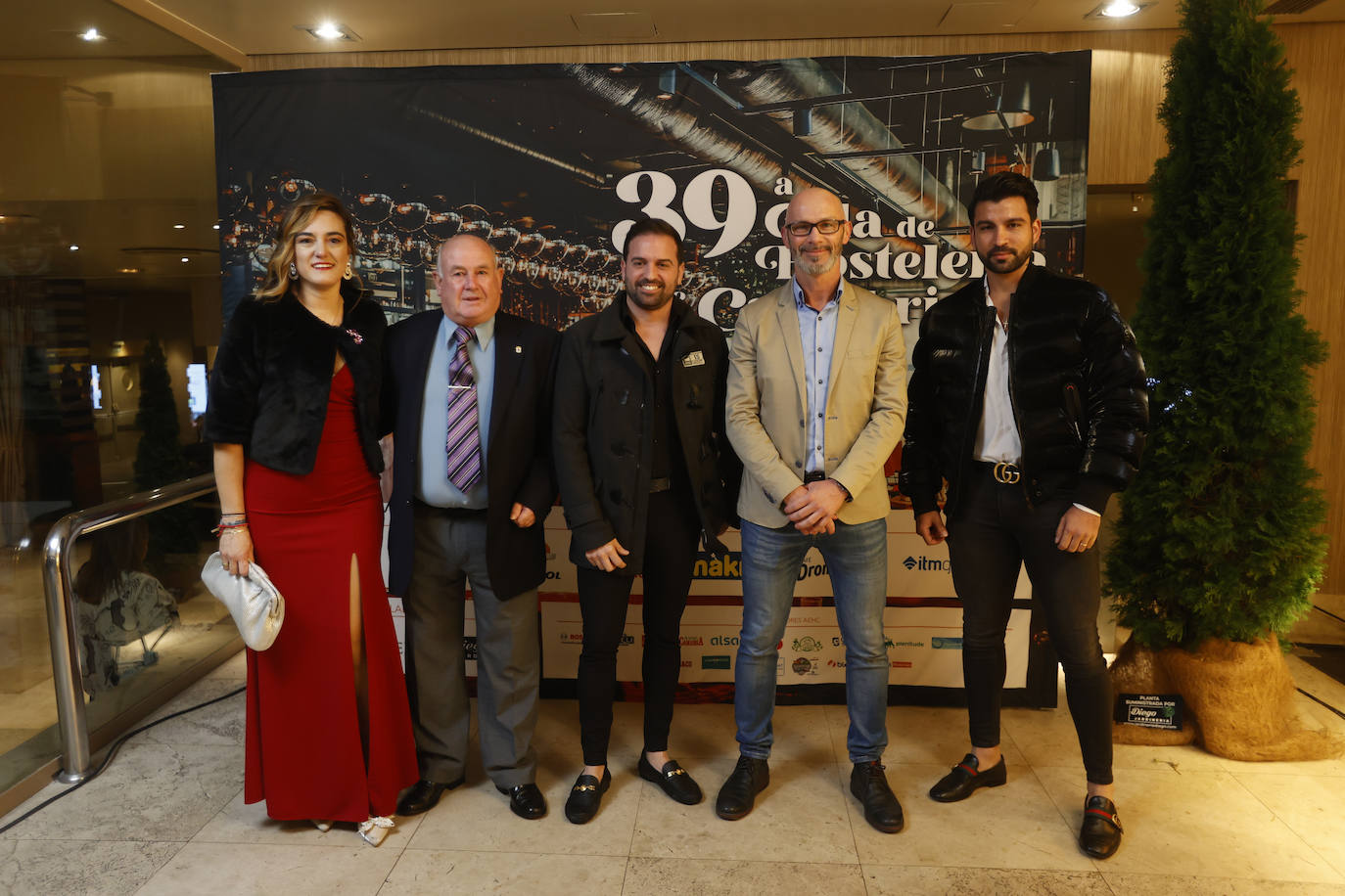 Gisela Machín, José Antonio Suárez, Víctor García, Emilio Pérez y Andy Padrón.