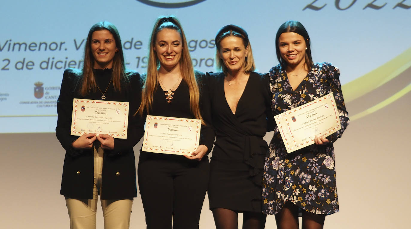 Selección cántabra femenina. Marta Castillo, Iris Cagigas, Verónica Samperio y Andrea Gómez.