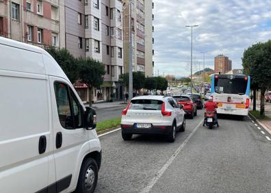 Imagen secundaria 1 - Las grúas, llegando a Valdecilla.