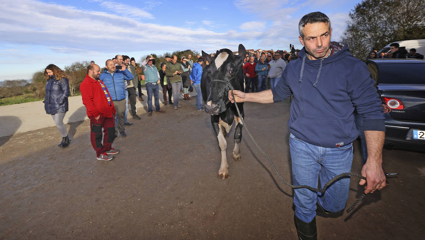 Fotos: Valdaliga se vuelca con su campeona de Europa