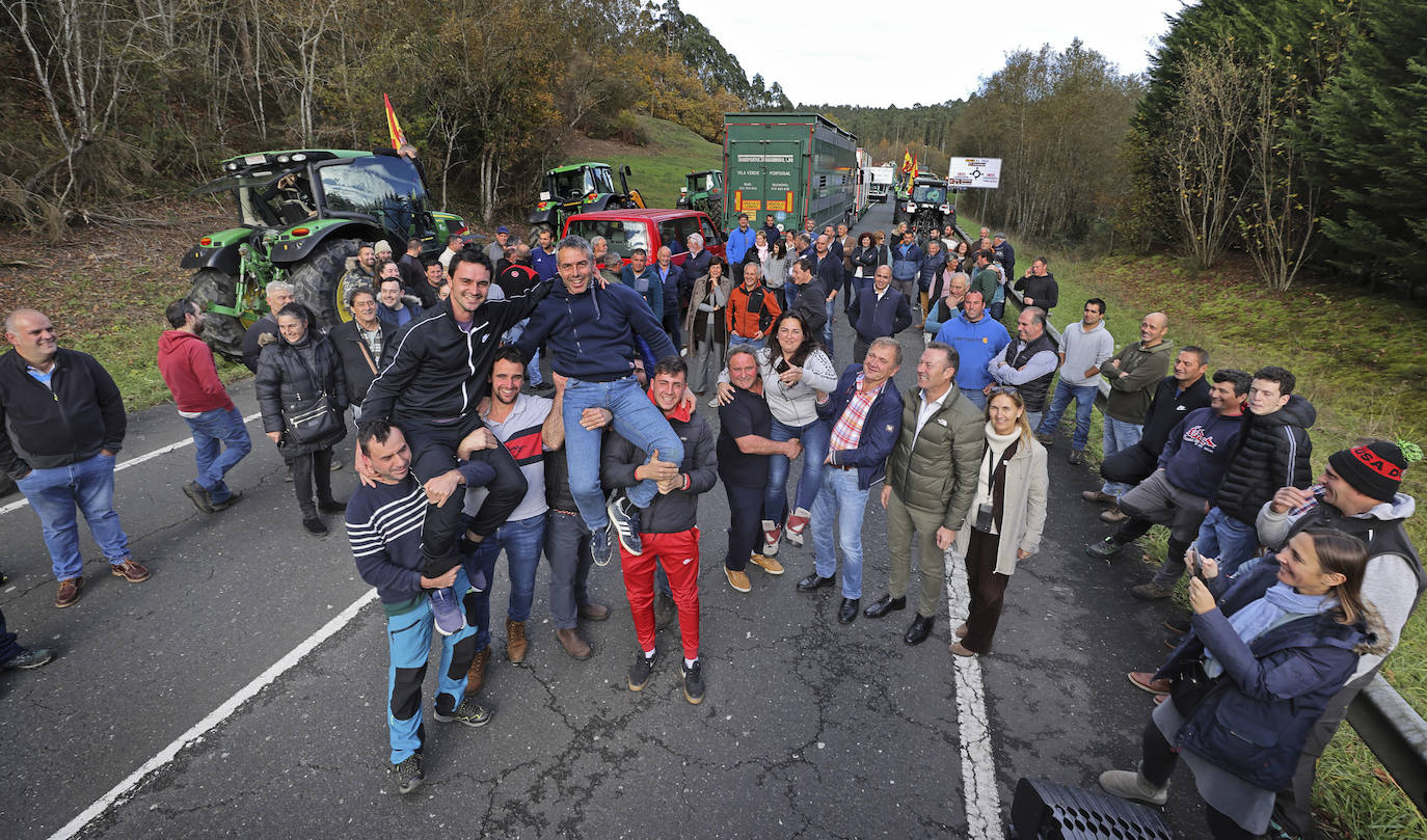 Fotos: Valdaliga se vuelca con su campeona de Europa