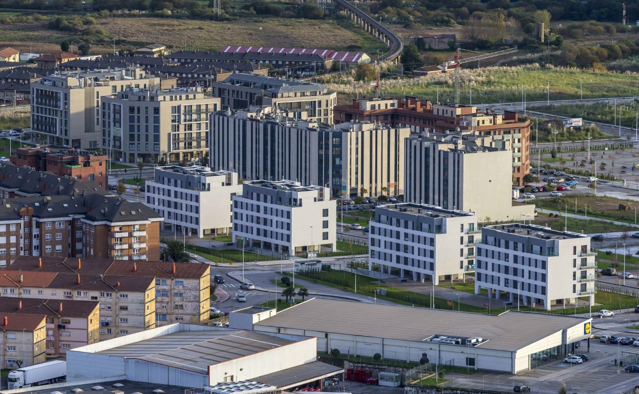 Vista panorámica de Peñacastillo, una de las zonas de mayor expansión de Santander. 