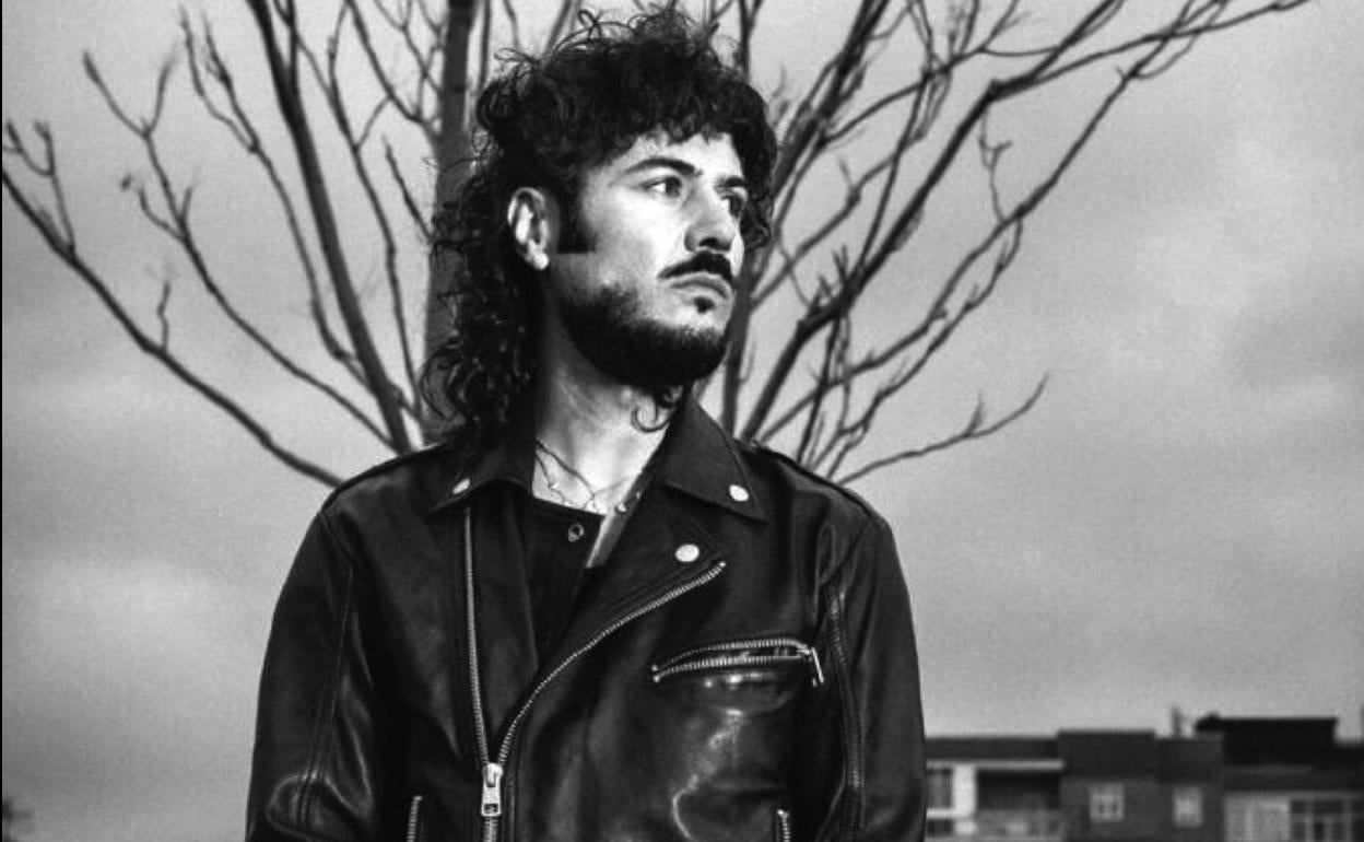 Paco Bezerra es el autor de 'Edipo. A través de las llamas' y de la censurada 'Muero porque no muero'. 