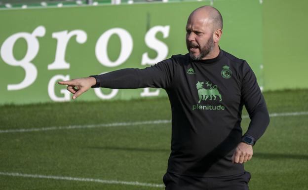 José Alberto, durante el entrenamiento de este martes en El Sardinero