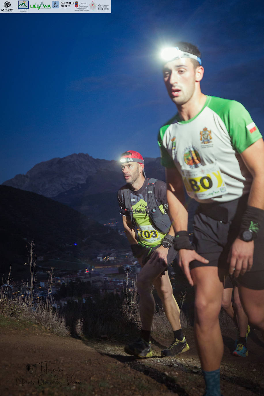 Guillermo Ramos y Tamara Crespo fueron los ganadores de la primera edición de La Viorna Vertical Nocturna, que se disputó entre la villa de Potes y las inmediaciones de la cumbre del monte Viorna y que fue organizada por el club Kilómetro Vertical Fuente Dé y por el Ayuntamiento de Potes. La carrera, con fuertes pendientes, de tres kilómetros de subida y 700 metros de desnivel, sufrió un cambio de recorrido en el final de carrera y terminó en el Llano del Arciluengo. 