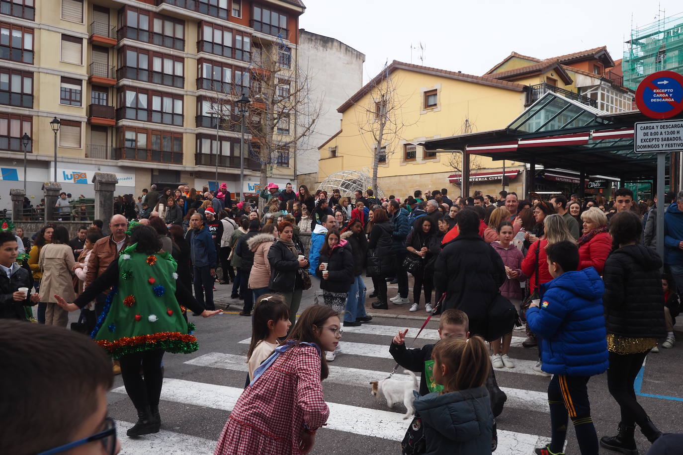 Fotos: Nochevieja adelantada en El Astillero