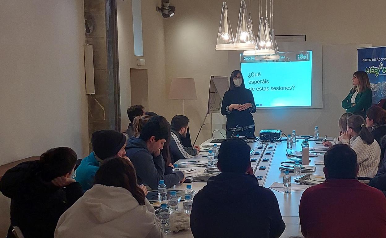 Impartido el taller 'Oportunidades colaborativas para la presentación de proyectos en el marco de la UE'