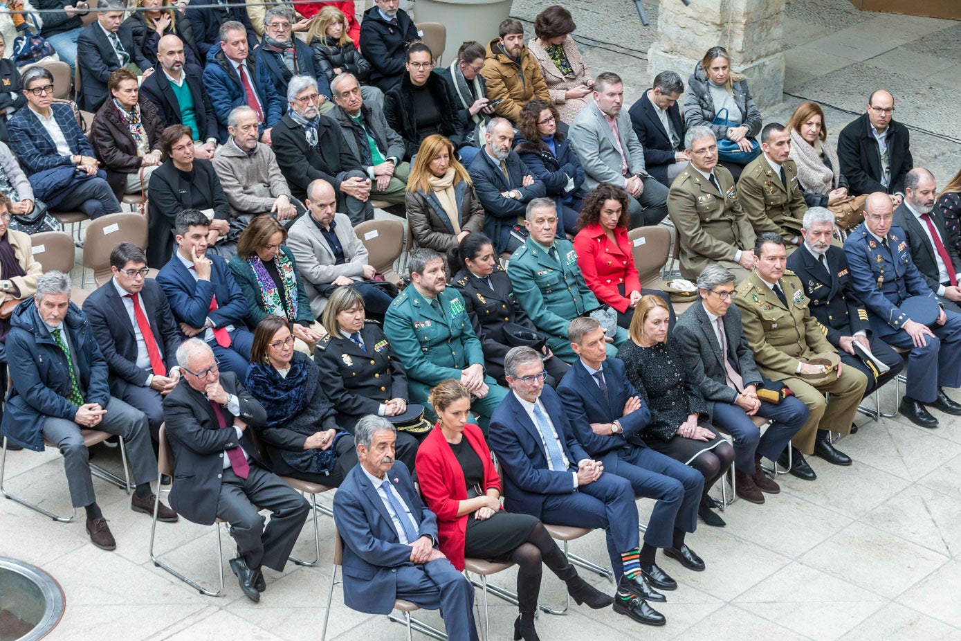 De los políticos a la Justicia y las fuerzas de seguridad del Estado: nadie quiso perderse el 41 aniversario del Estatuto de Autonomía de Cantabria.