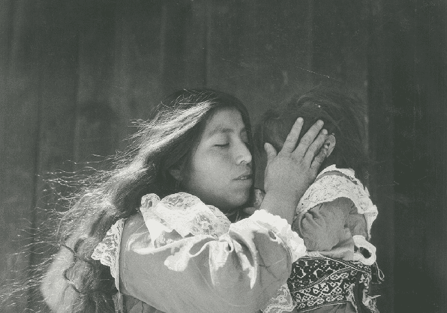 'Caricia', San Simón de la Laguna, 1989. Copia a la gelatina de plata.