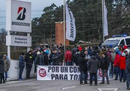 Concentración en Bridgestone por el convenio, en 2018.