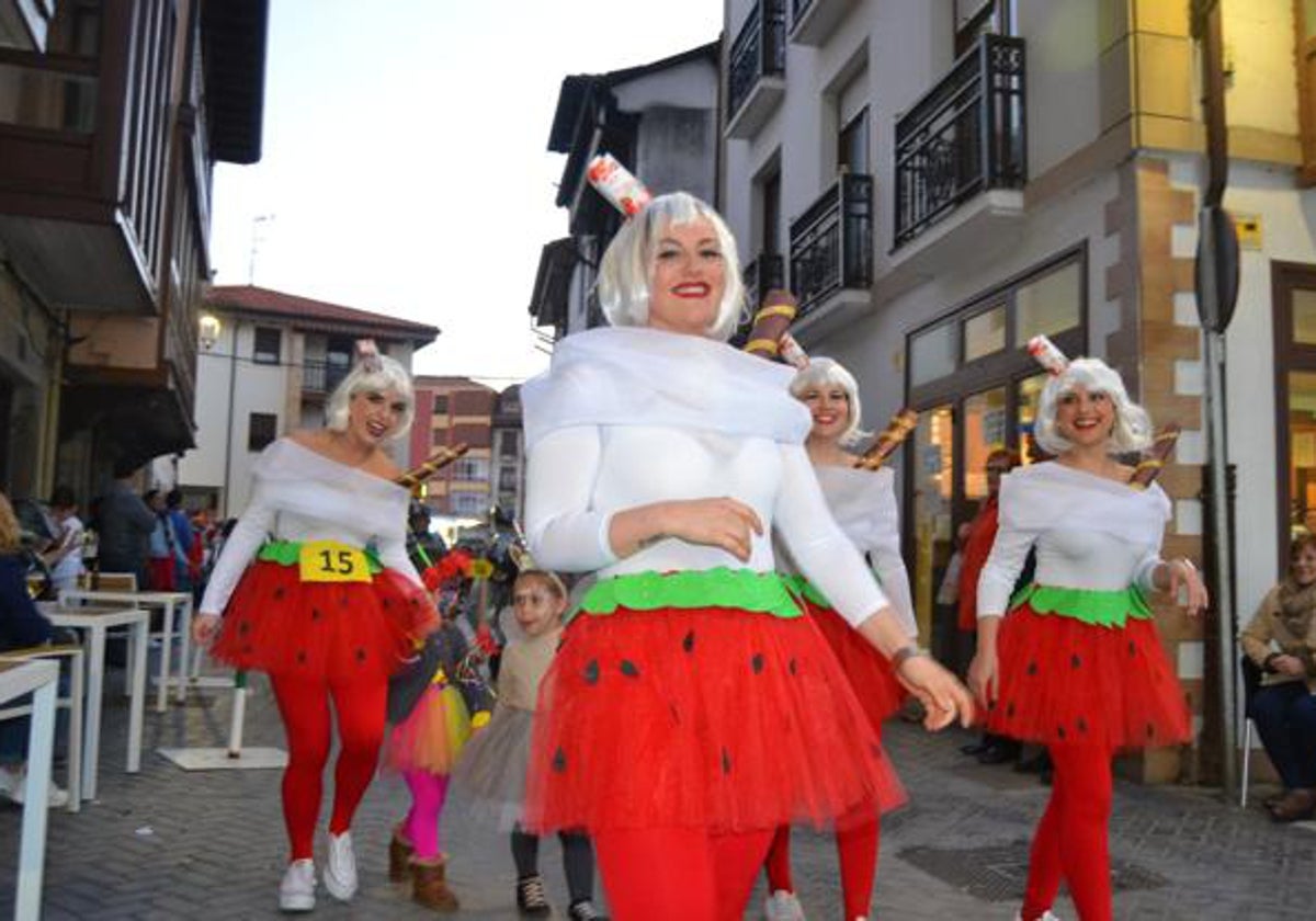 La animación volverá a inundar las calles de Ampuero durante la celebración de su día grande de carnaval.